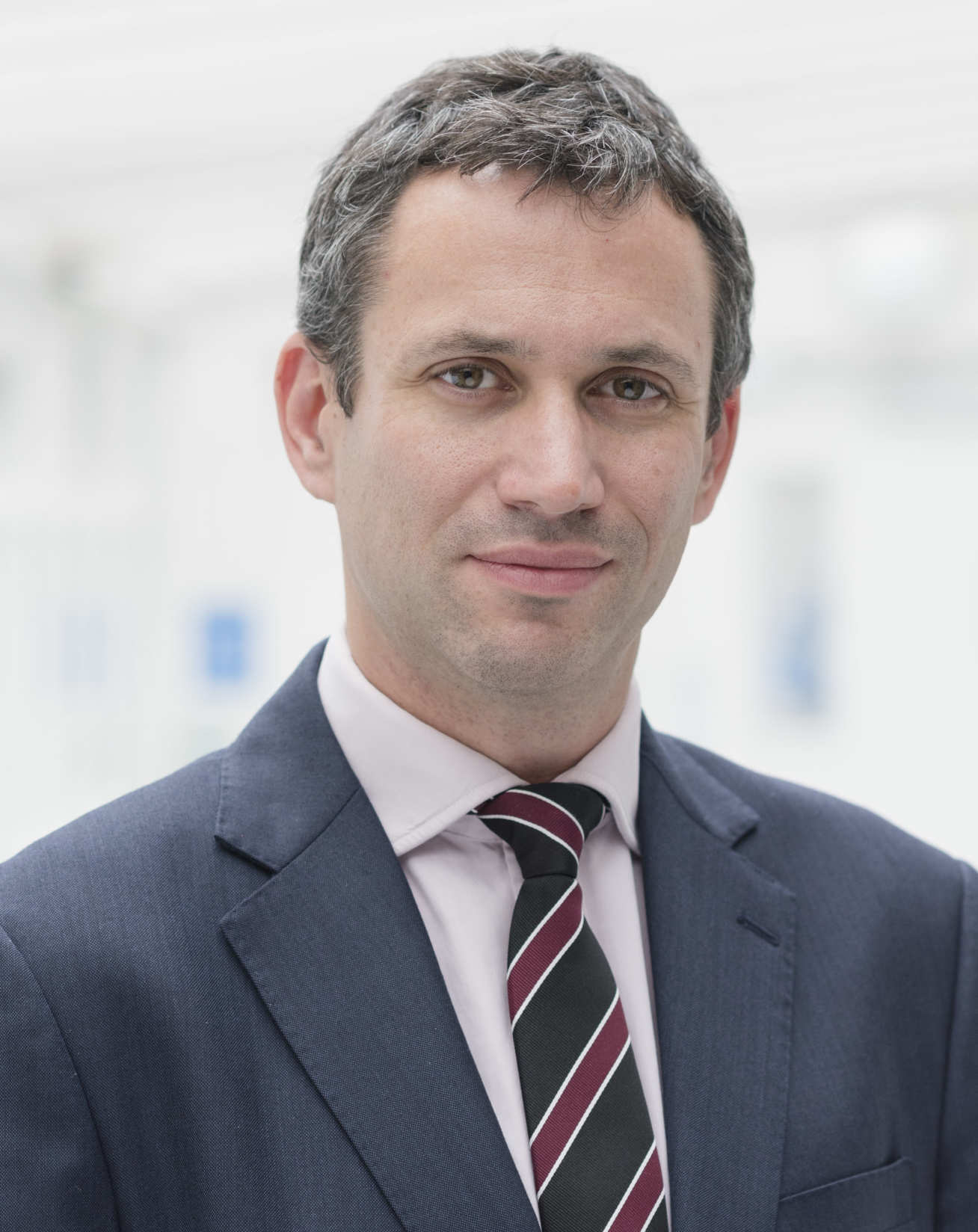 Professor Michael Loebinger, Respiratory Consultant and Clinical Director of Laboratory Medicine at Royal Brompton Hospital