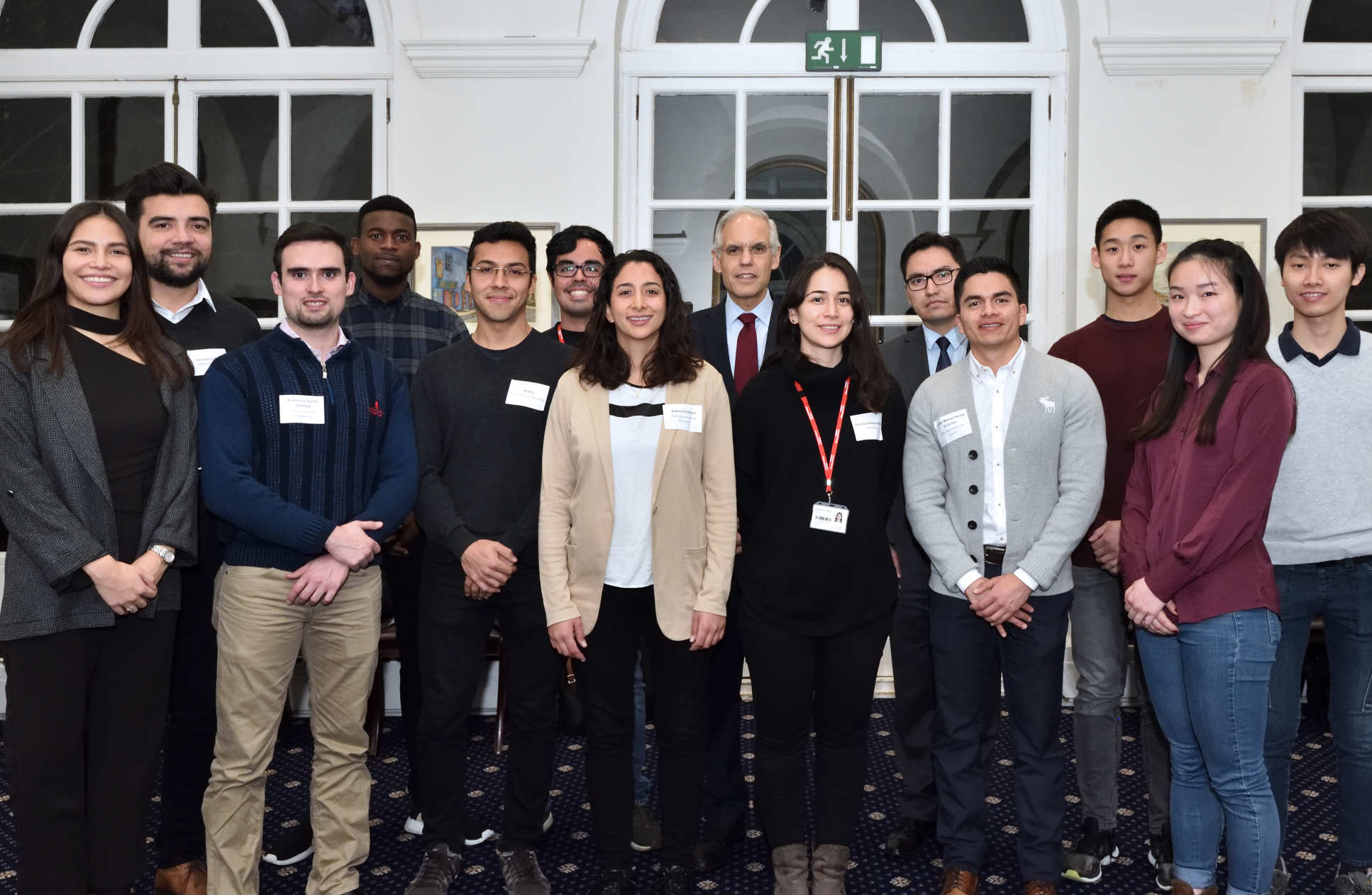The Ambassador then met some of Imperial’s Mexican and chemical engineering students to discuss their research projects 