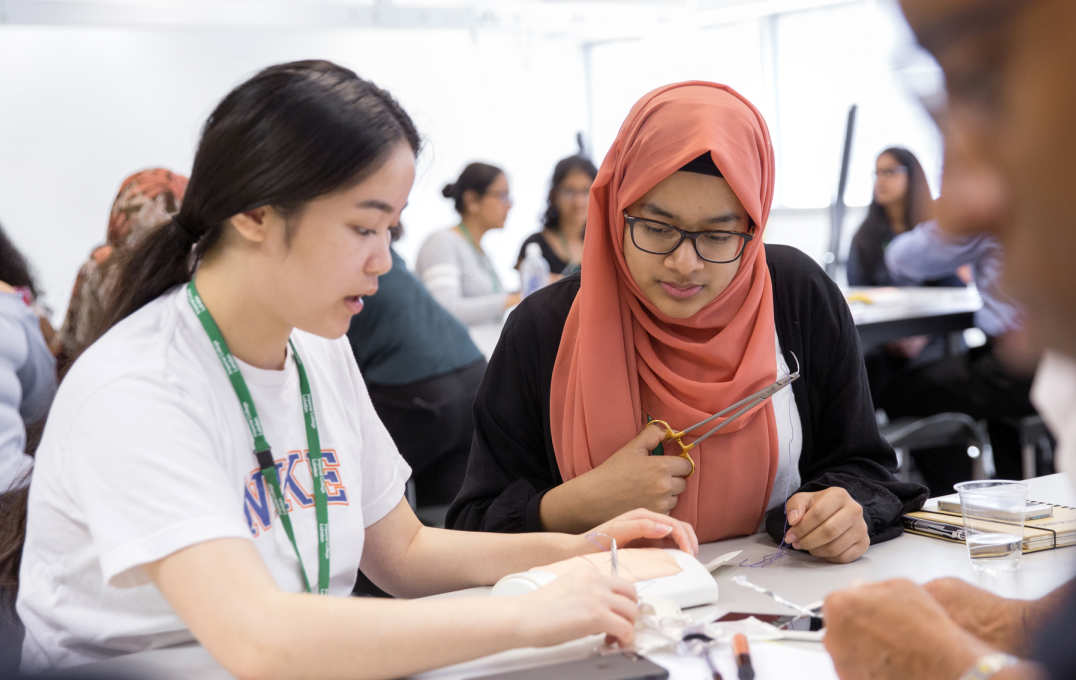 Students take part in the Pathways to Medicine event