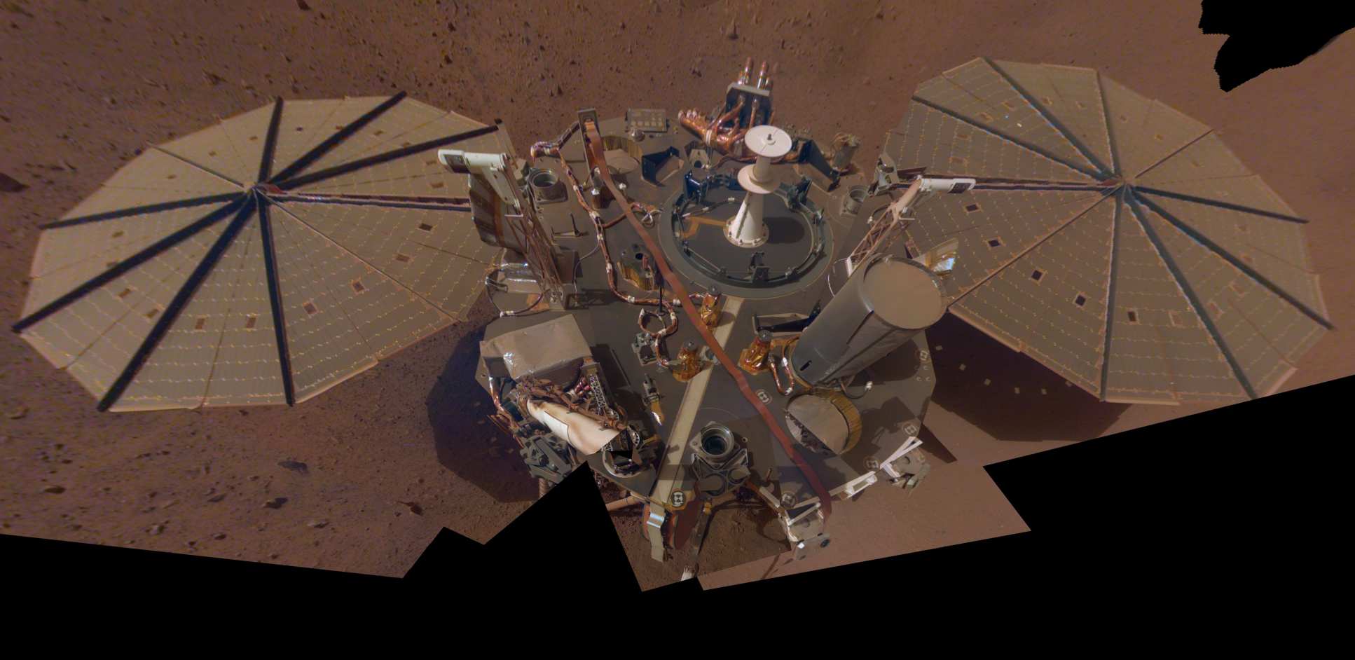 A selfie taken by Mars InSight