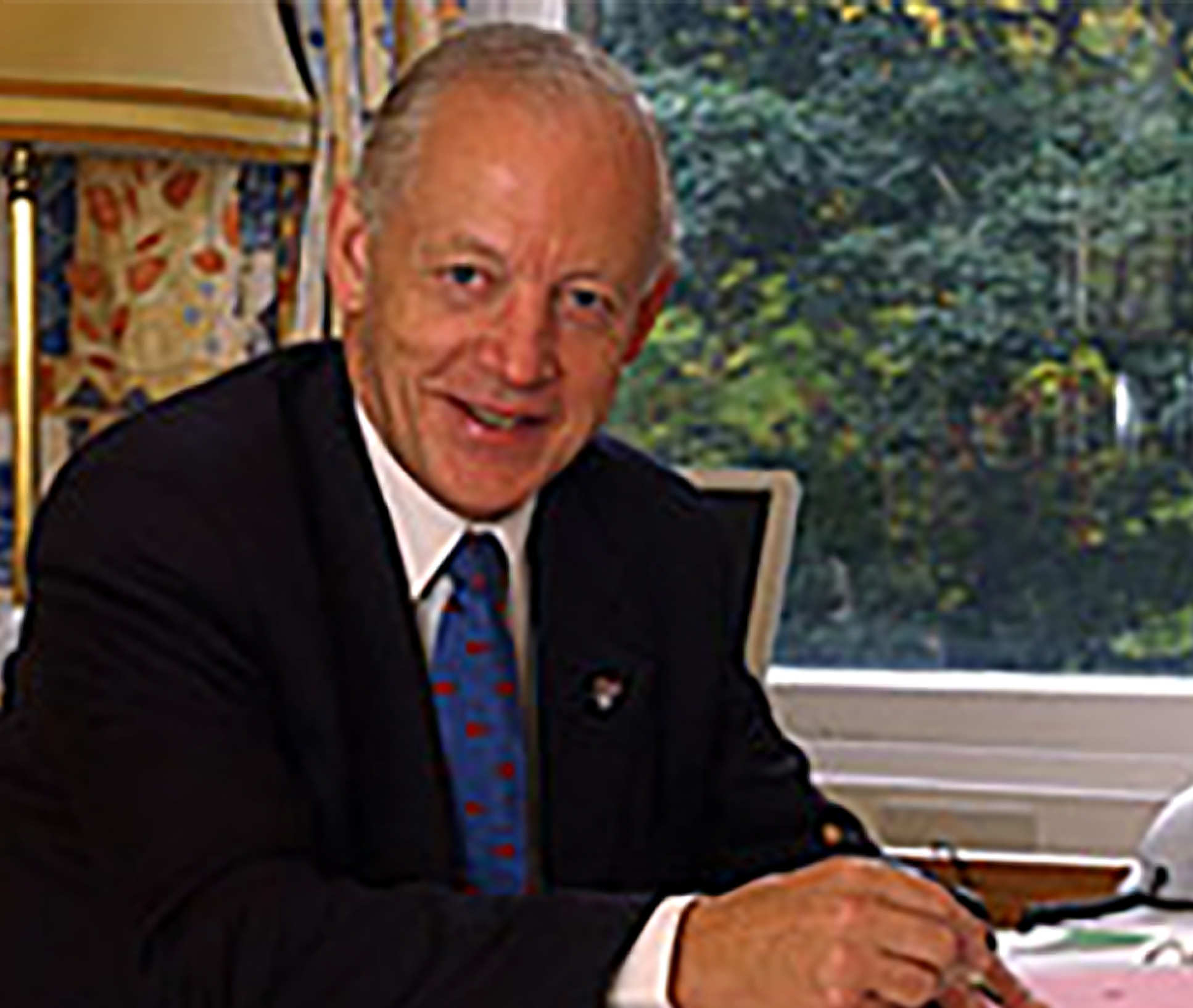 Sir Christopher Edwards, former Head of Medical School