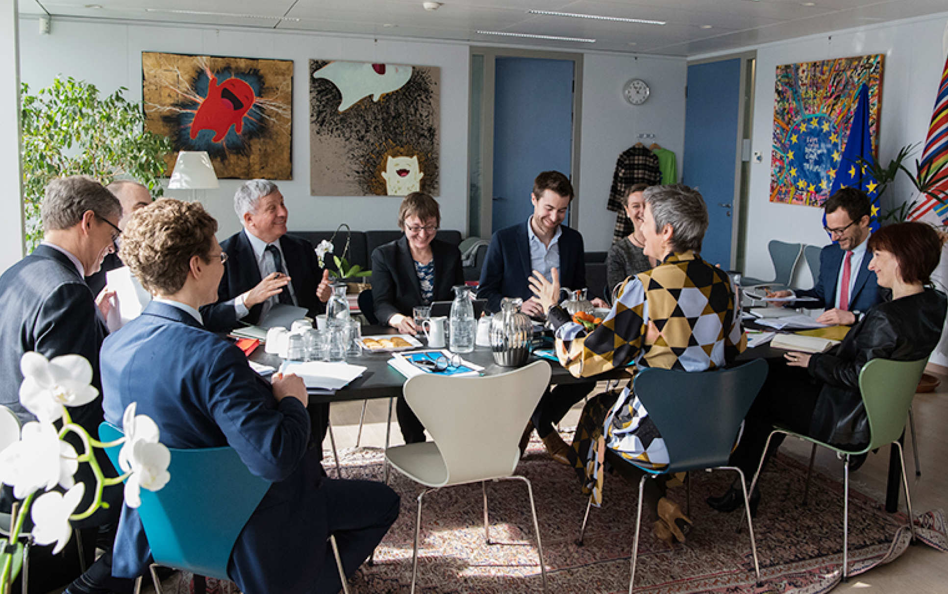 The special advisers in conversation with Commissioner Vestager