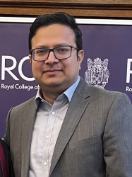 Picture of Dr Zohaib Akhtar