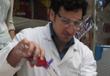 Dr Andreas Kafizas making chemistry fun
