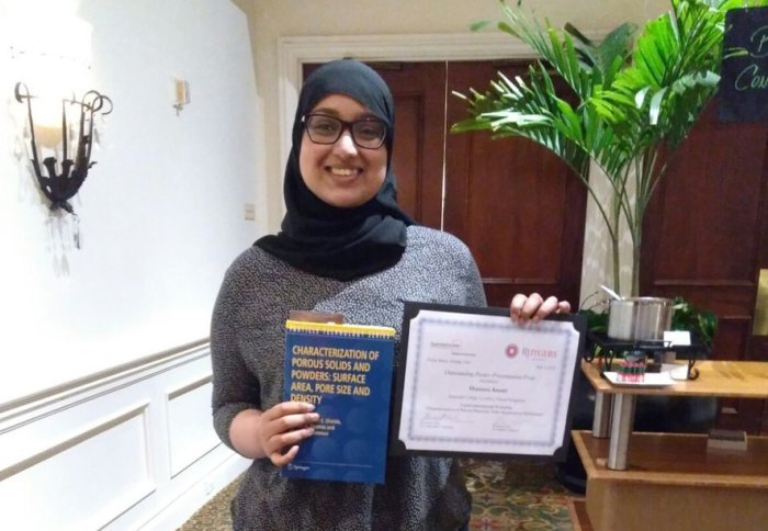 Humera Ansari with her poster award