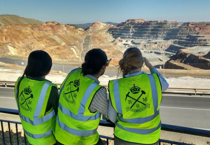 Paulina, Diego and Izzy admiring one of the open pits at Rio Tinto
