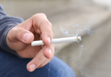 Friends and family increase the risk of children becoming smokers in the UK