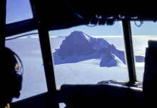 Vintage film of Antarctic glaciers hints at early ice shelf collapse