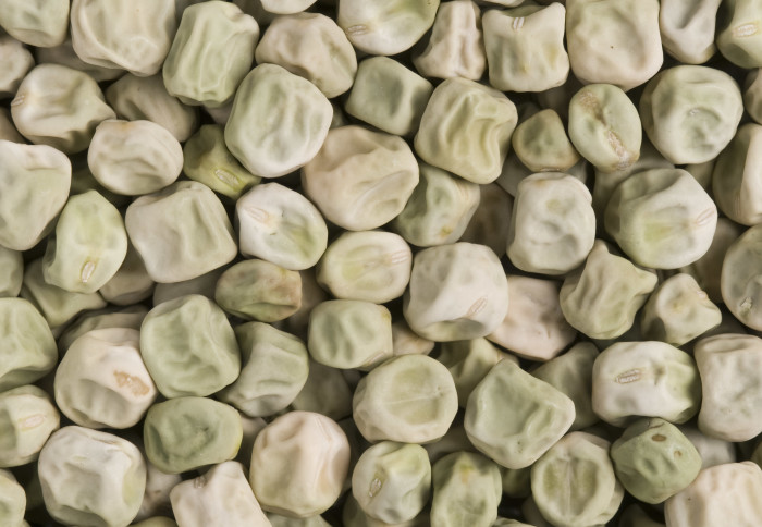 Many wrinkled peas