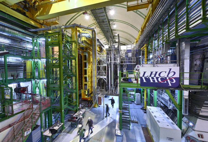 The LHCb experiment