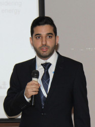 Picture of Dr Hossein Ameli