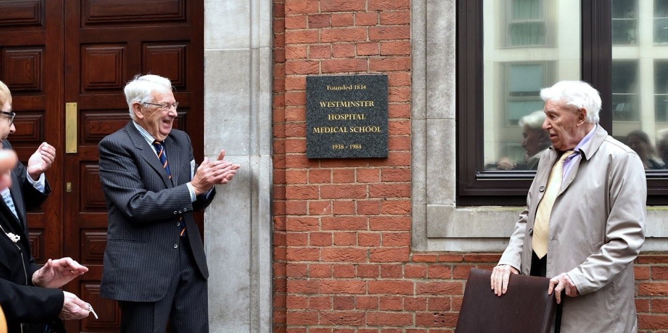 Dr Chris Everett and Dr Peter Emerson unveil the plaque at the Horseferry Road site