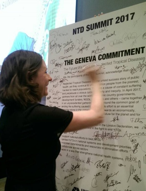 SCI’s Dr Fiona Fleming signing the NTD Summit 2017 Geneva Commitment
