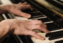 Brain study suggests classical musicians should improvise