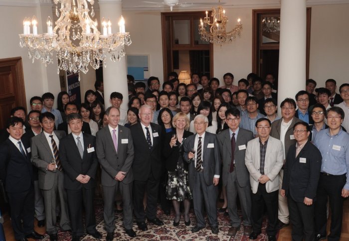Imperial alumni reunite at the British Embassy in Seoul