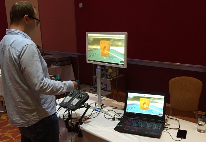 Dr Korzeniowski demonstrates the Virtual Reality Laparoscopic Paediatric Hernia Repair Simulator