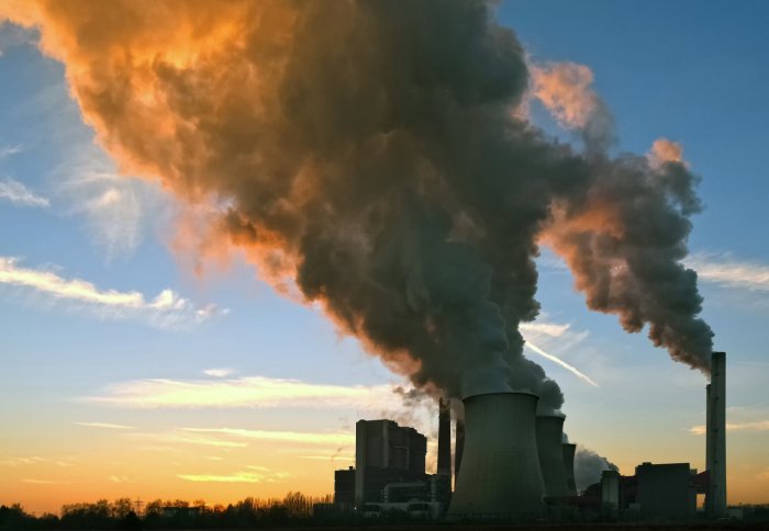 Power station cooling towers