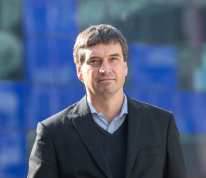 Photo of the Dean of the Faculty of Medicine