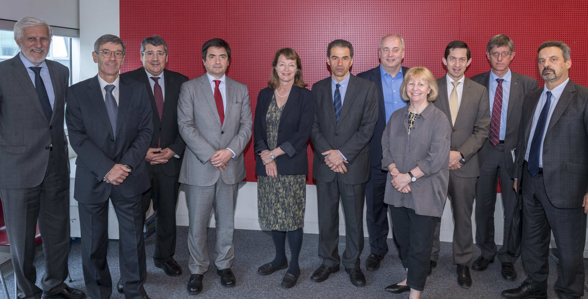 Portuguese Science Minister discusses energy and health innovation at ...