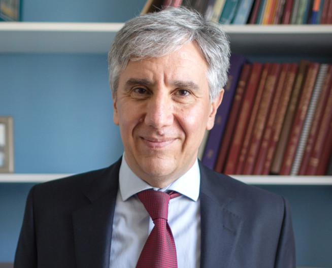 Professor Majid Ezzati