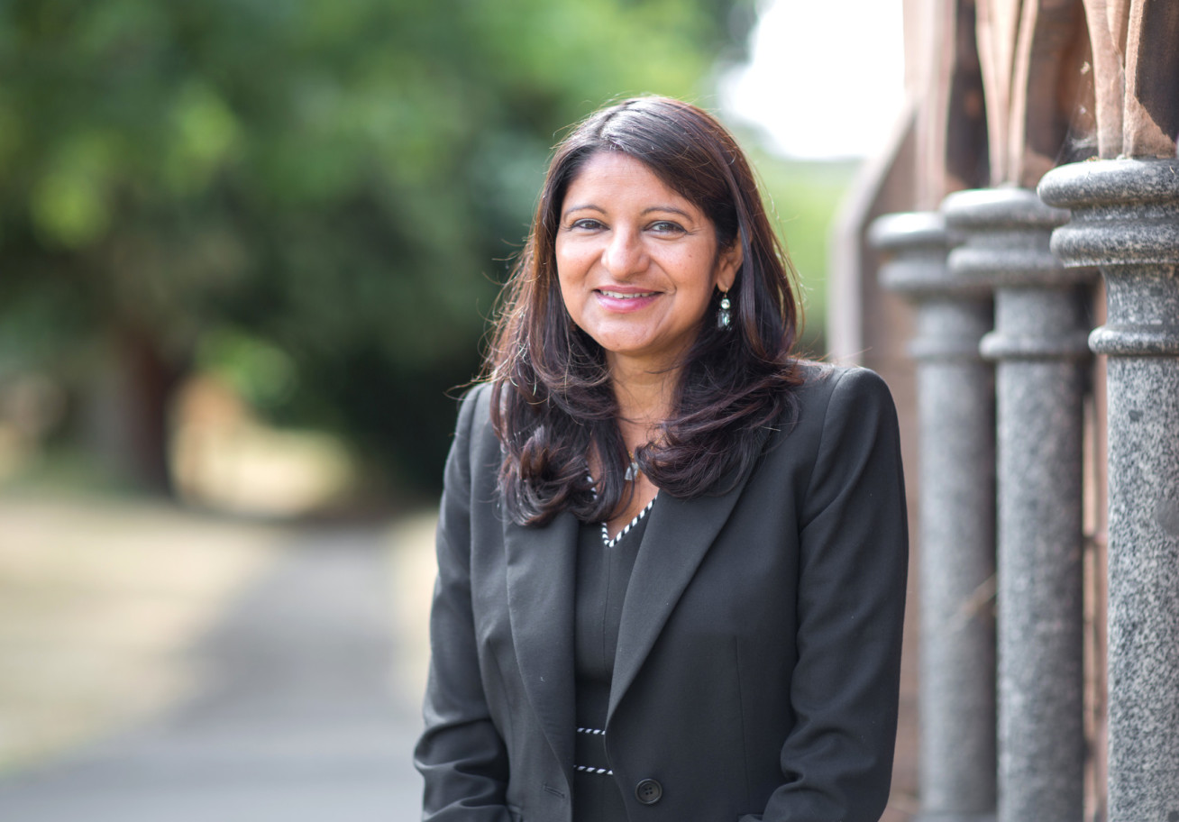 Head shot of Professor Sonia Saxena