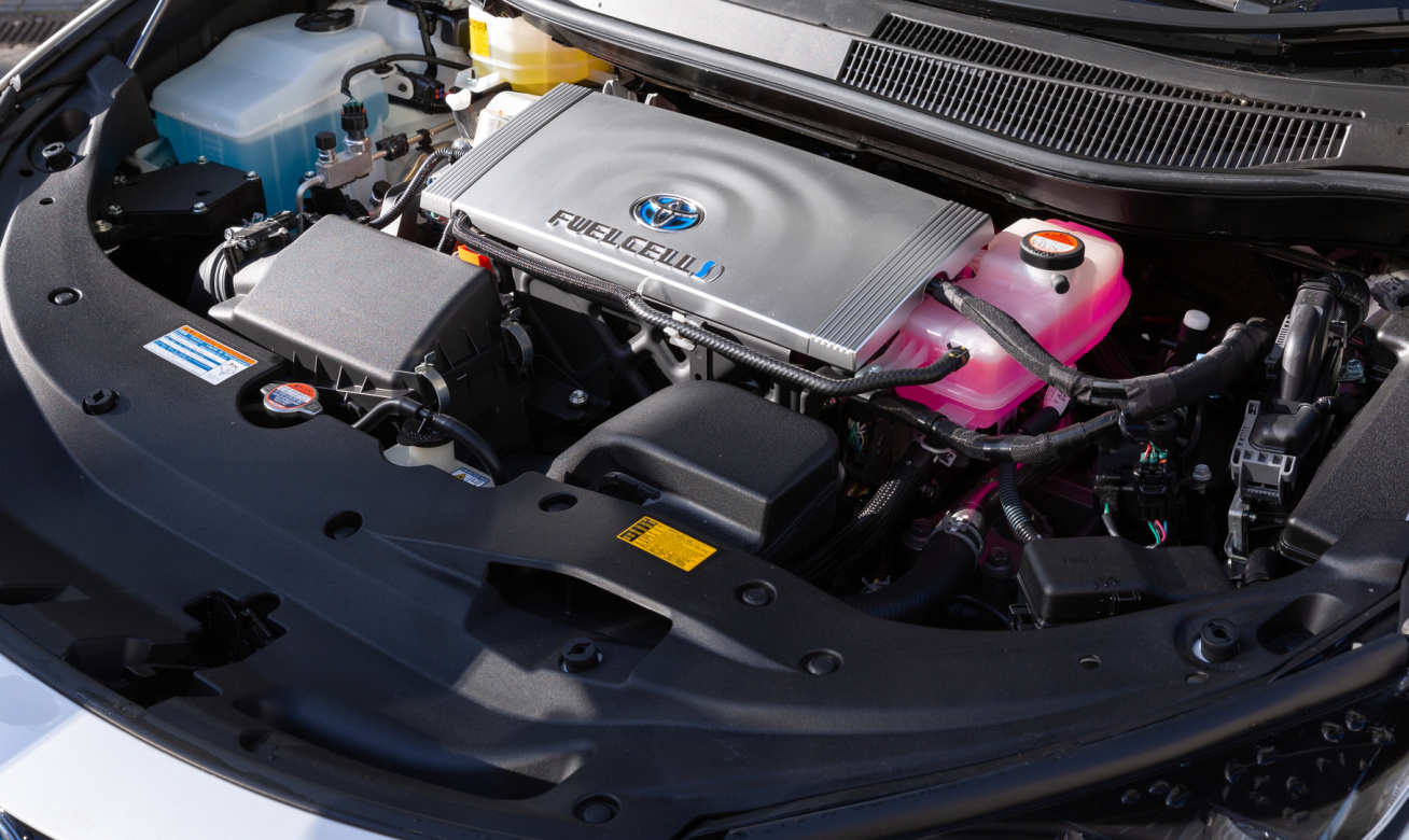 Looking under the bonnet of the Toyota Mirai