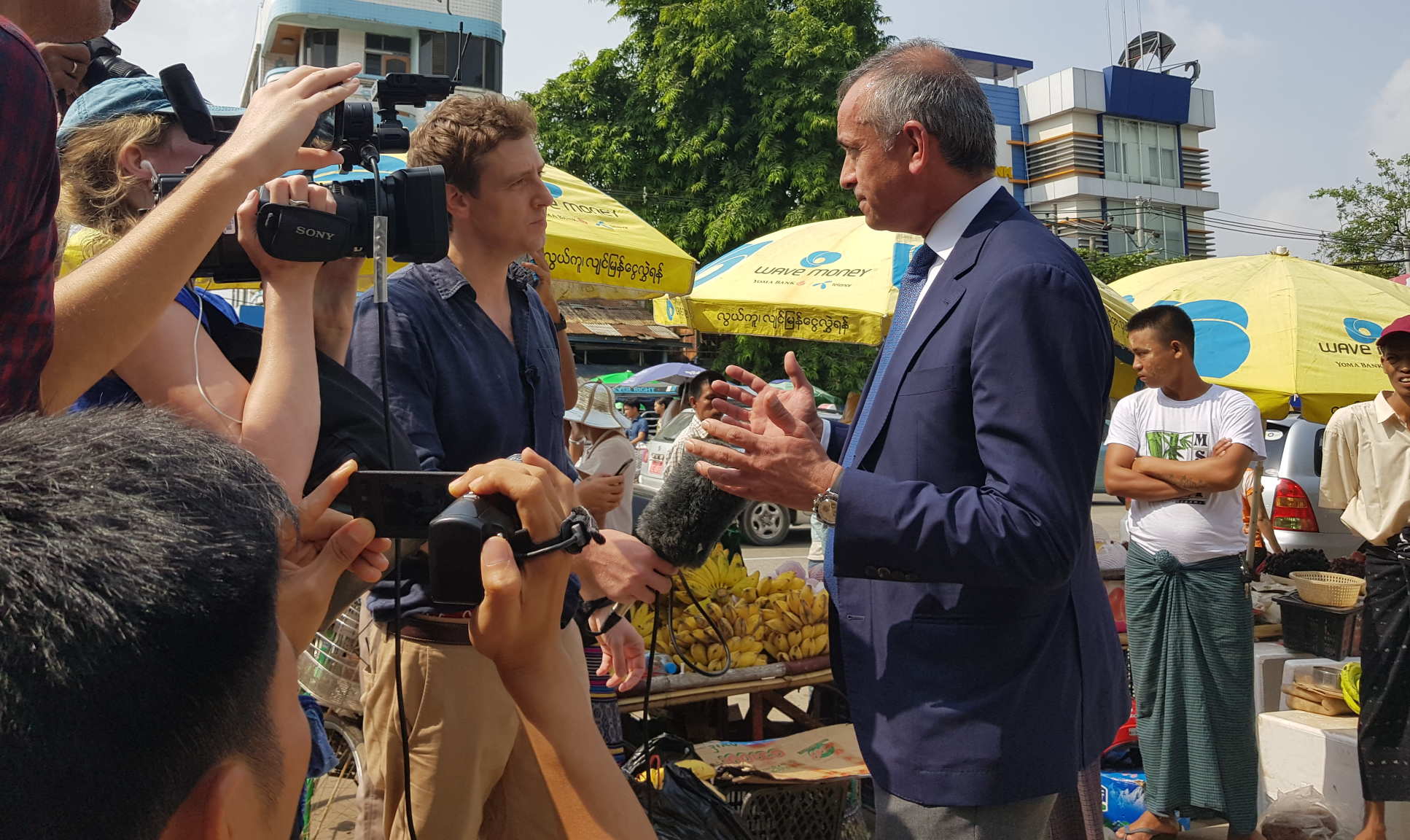 Lord Darzi talking to media in Myanmar