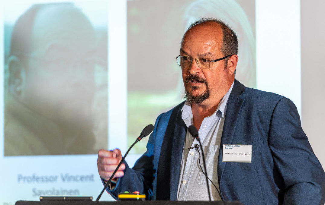 Co-director of the GMC, Professor Vincent Savolainen (Department of Life Sciences, Imperial), opens the event