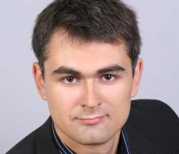 Dr Peter Yatsyshin