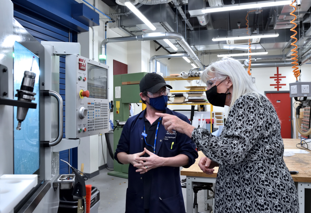 Minister Solloway inside the Hackspace 