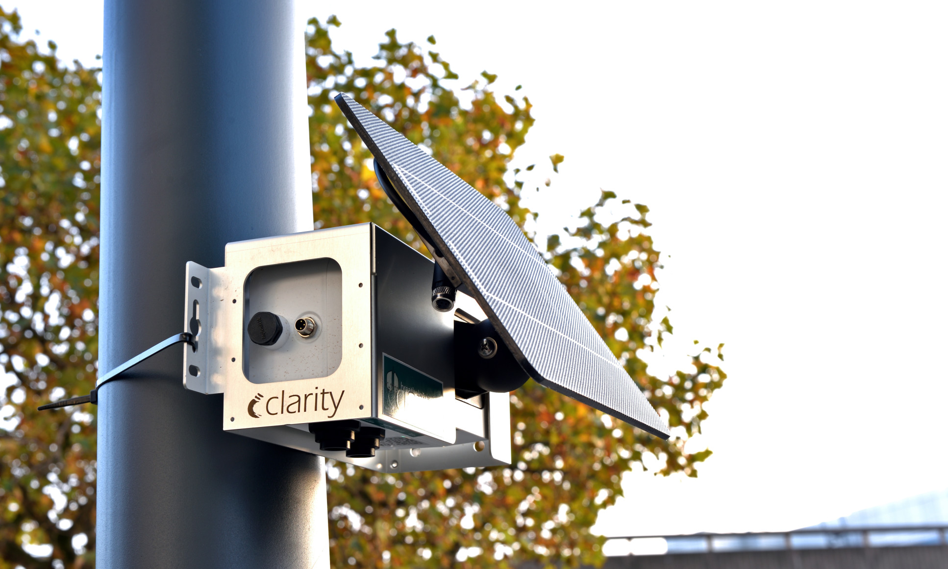 A Breathe London sensor attached to a lamp post in London.