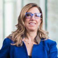 Professional photo of Chiara