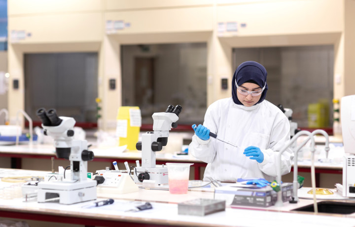 A student in our bioengineering laboratory