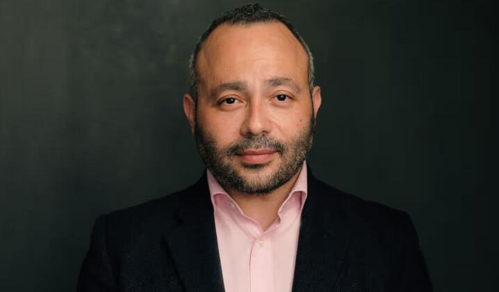 Dr Simon Fleming