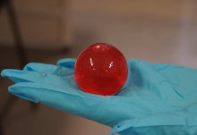 What do edible water bottles and hand-stabilising gloves have in common?