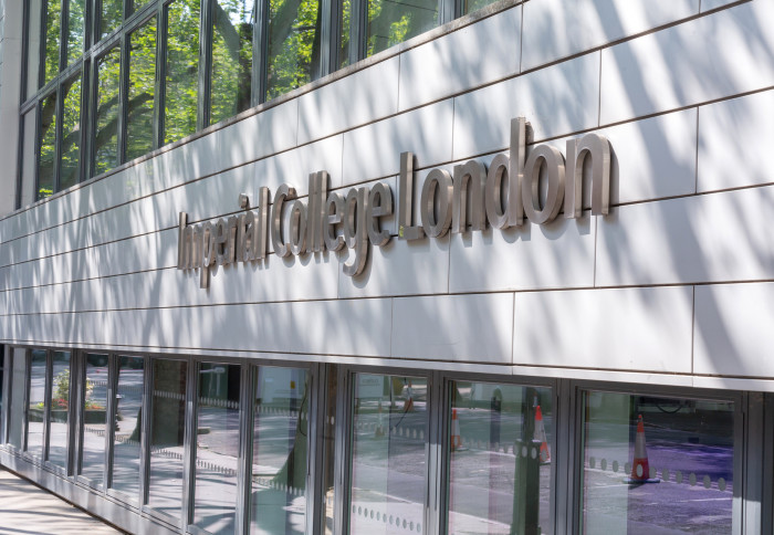 Building with large 'Imperial College London'