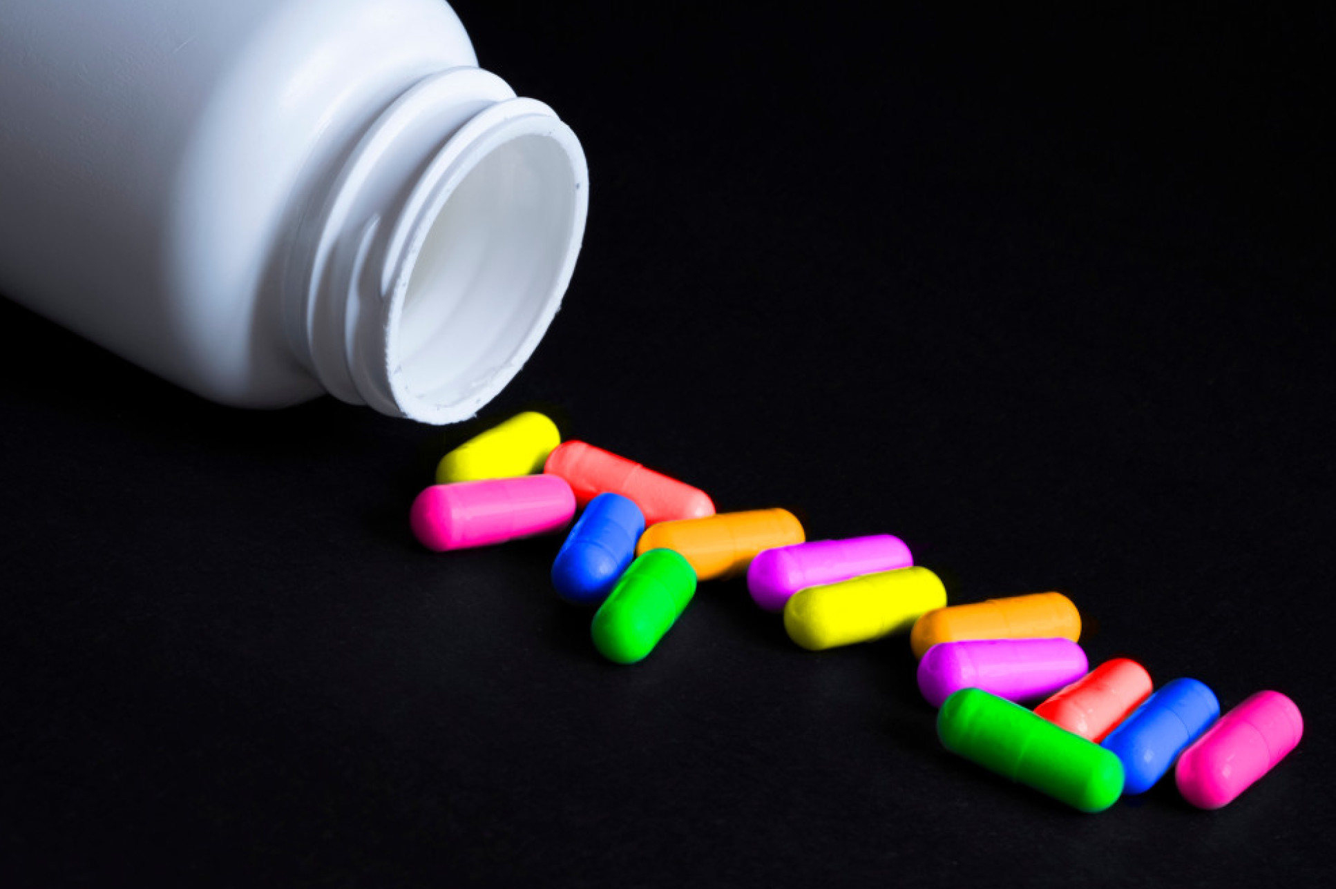 Coloured pills