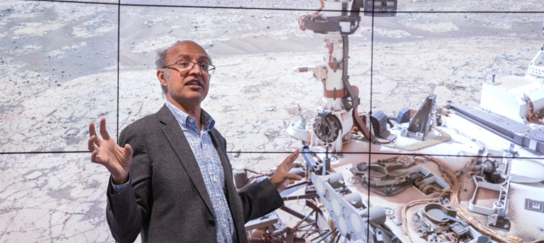  Professor Sanjeev Gupta