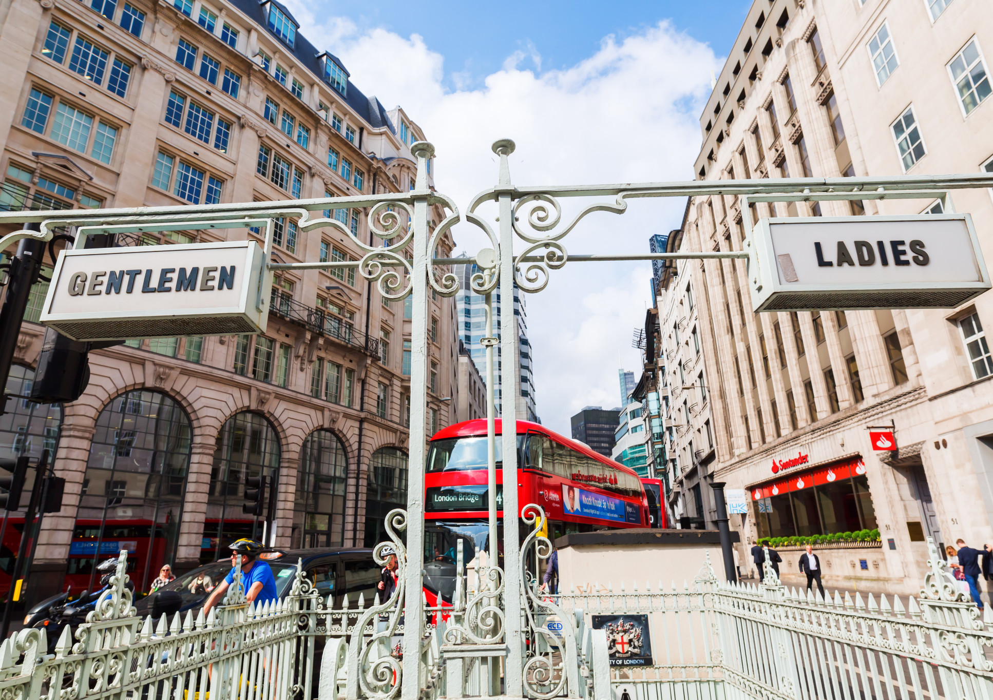 Toilets in the City of London