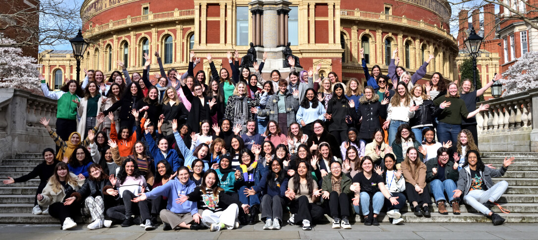 A group picture outside the Royal Albert Hall