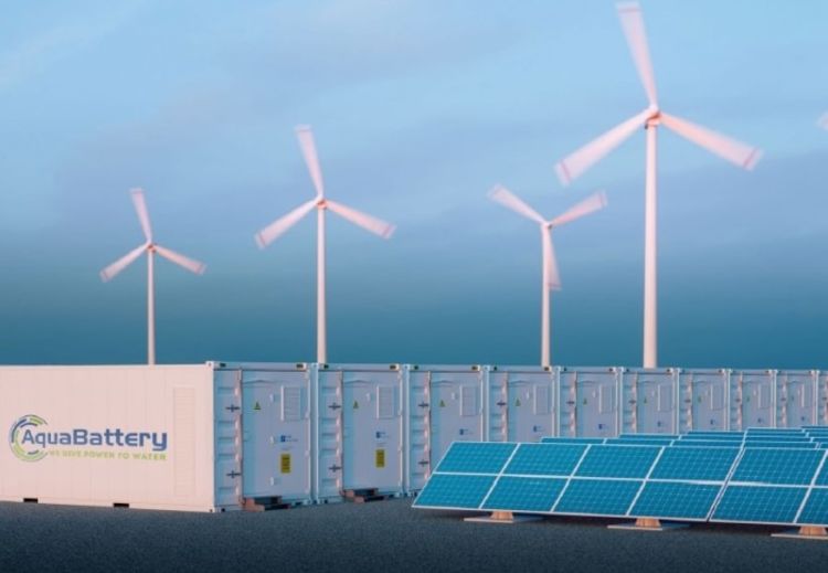 Wind turbine, solar panels and Aquabattery containers