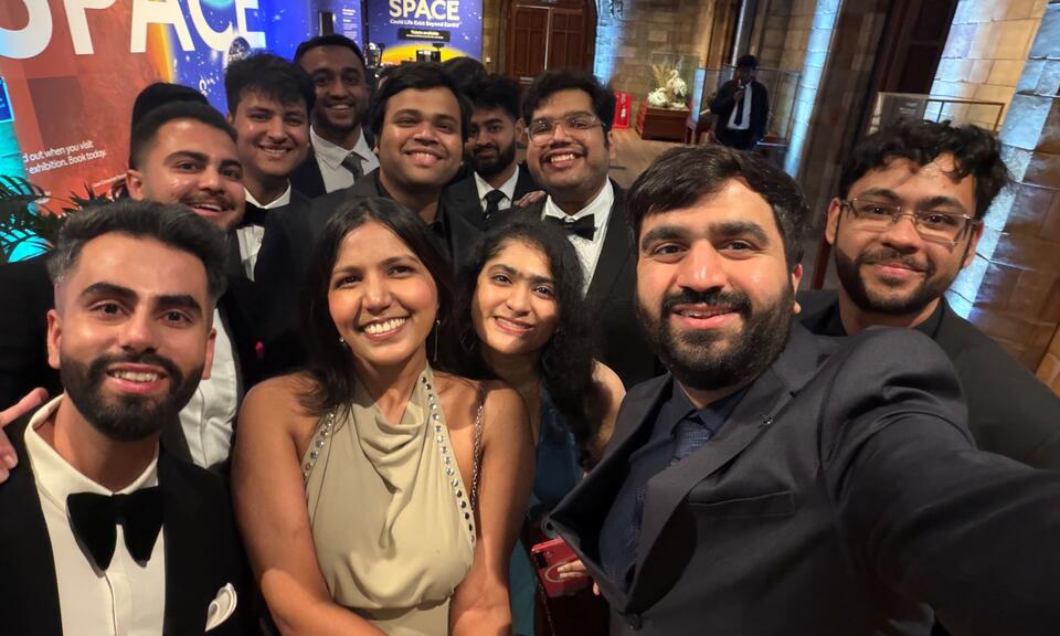 A group of Full-Time MBA Class of 2026 students