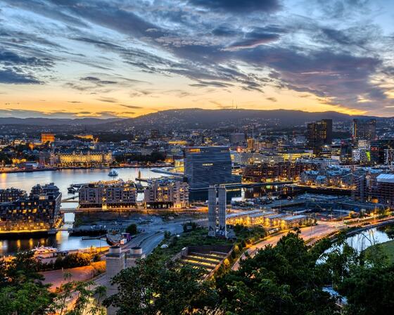 The city of Oslo, Norway in the evening