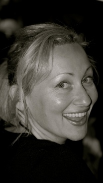 Sarah Pinborough profile