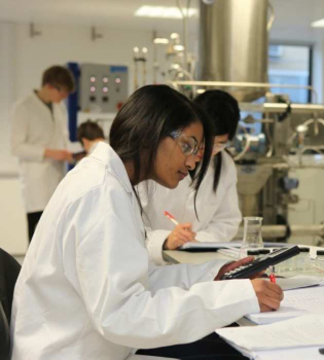 Students in the lab