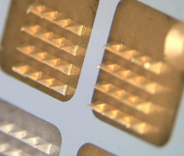 gold microneedles close up
