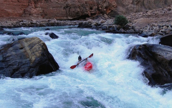 Paddling Colca Canyon (Adam Holland)