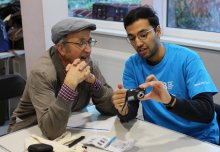 Student project teaches digital skills to elderly White City residents
