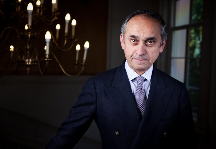Lord Darzi joins Aurora Prize Selection Committee | Imperial News | Imperial London