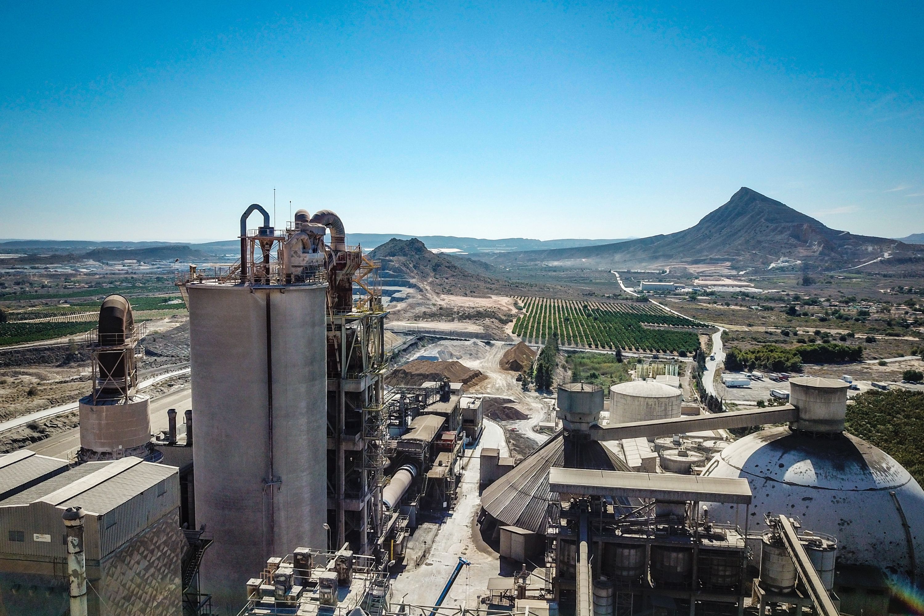 A new recipe for greener cement, made with ammonia and hydrogen | Imperial News | Imperial College London